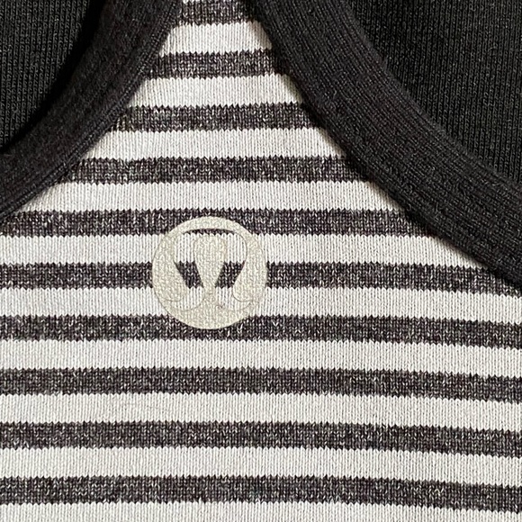 Lululemon Power Y Tank - Picture 4 of 6